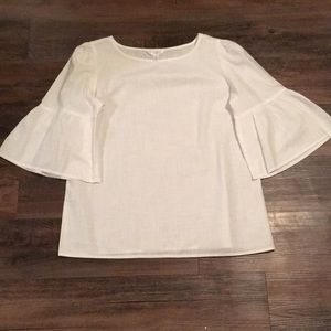 Women’s white soft linen ruffle sleeve top! NWOT!